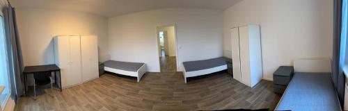 Monteursunterkunft für 7 Personen (Monteursunterkunft fur 7 Personen) in West