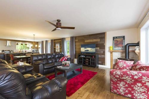 345 Les Immeubles Charlevoix 345 in Petite-Riviere-Saint-Francois (QC)