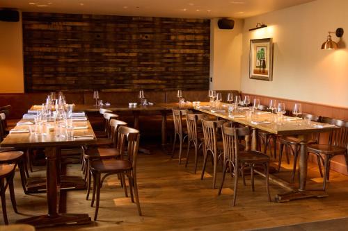 The Harcourt Arms - image 9