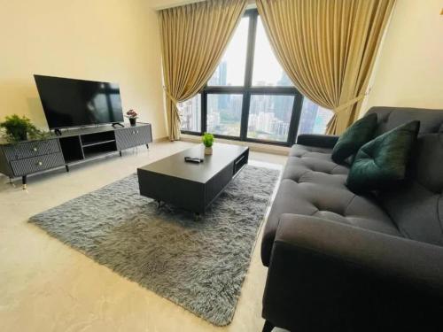 A G I-L-E Sky`View Suites KL - image 3