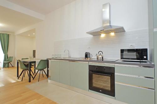 Graceful Apartment near St Peter METRO 100 mt, Roma (foto 7)
