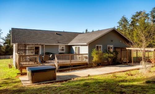 Ironwood in Little River (CA)
