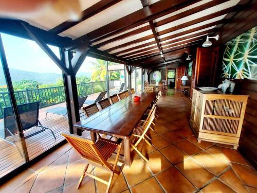 Instalaciones, Villa du Jardin Botanique de Deshaies - Ex Propriété COLUCHE  in Deshaies