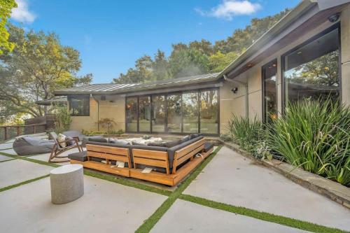 Cozy Oasis in Oakley with Basketball court and pool, Los Angeles (fotografie 7)