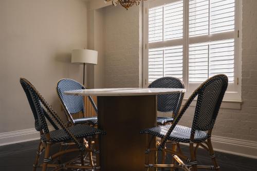 Presidential Suite image 8