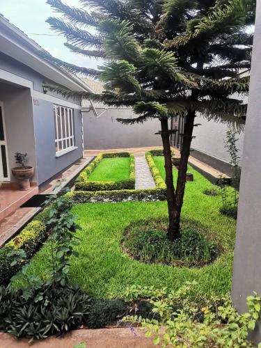 Four-Bedroom House image 4