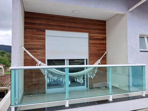 Erkély/terasz, Linda Casa Guarujá enseada 500m da praia (Linda Casa Guaruja enseada 500m da praia) in Jardim Virginia