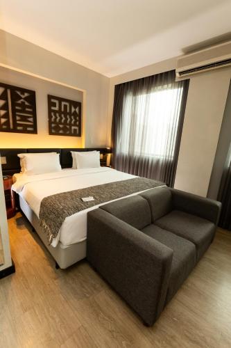 Deluxe Room image 8