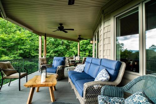 Pisgah Mountain House in Pisgah Forest, USA