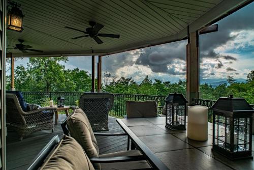 Pisgah Mountain House in Pisgah Forest, USA