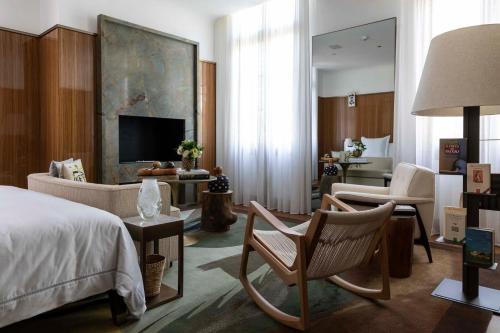 room detail thumbnail 0