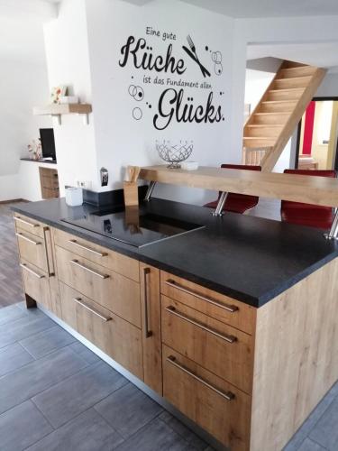 Konyha, Moderne und ruhige Ferienwohnung in Feuchtwangen
