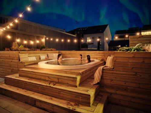 bubbelbad, CityHub Reykjavik near Reykjavík Airport