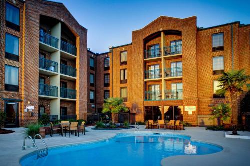 Piscina, Courtyard by Marriott New Bern in New Bern
