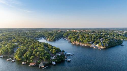 Sunset Beach Resort – Osage Beach, MO