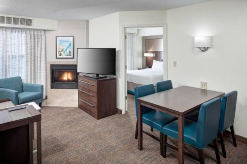 Residence Inn Kansas City Country Club Plaza, Канзас-Сити (фото 9)