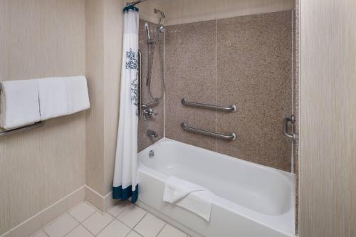 Residence Inn Kansas City Country Club Plaza, Канзас-Сити (фото 7)
