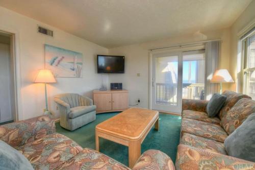 The Lookout at Golden Strand in the heart of OBX