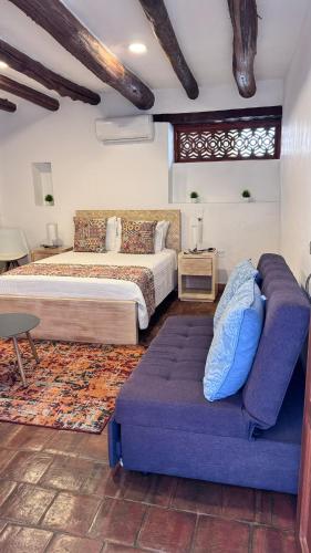 631260430 Santa Sofia Casa Boutique