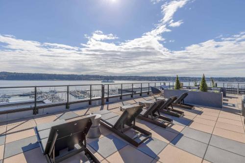 Marina Square Suites in Bremerton (WA)