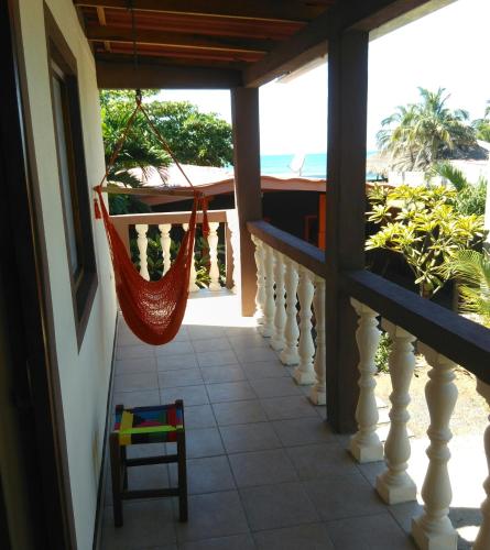 ระเบียง/ชานเรือน, El Belga Loco in ลาสเปนิตัส