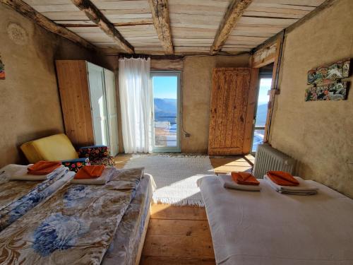 Вила 'Гнездото', Villa 'The nest', Rhodope mountains, Banite in Banite