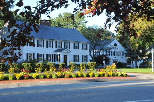 Publick House Historic Inn and Country Motor Lodge in Sturbridge, USA