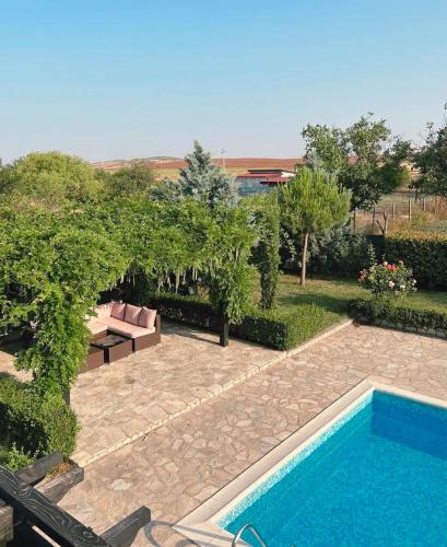 Peldbaseins, Garden Villa 2 Bedroom Villa with pool near to Sunny beach in Aleksandrovo