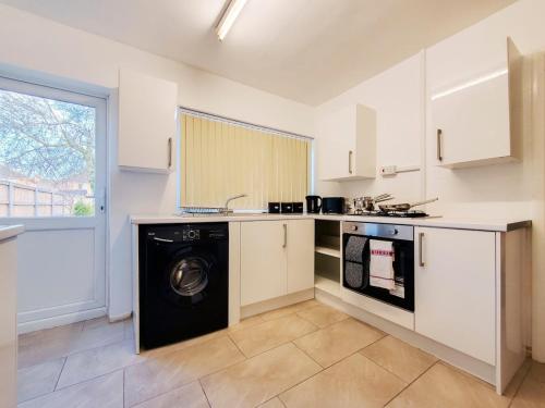 Spacious 3 Bedroom Home - Near Nec, Birmingham Airport & Solihull, Birmingham (fotografie 6)