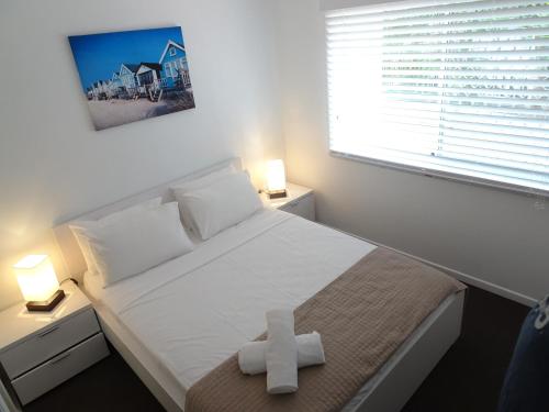 Costa D'Ora Holiday Apartments - Tap to explore photos