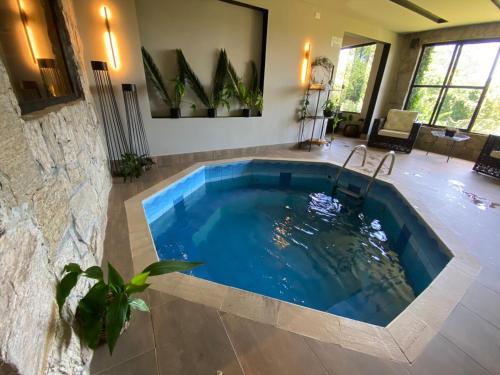 Spa Orgânico Chalé Hidro Cedro Spa Orgânico Chalé Hidro Cedro