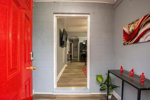 Bejárat, Central RVA Home 4 Bed, 3 Bath Getaway! near Virginia Művészeti Múzeum