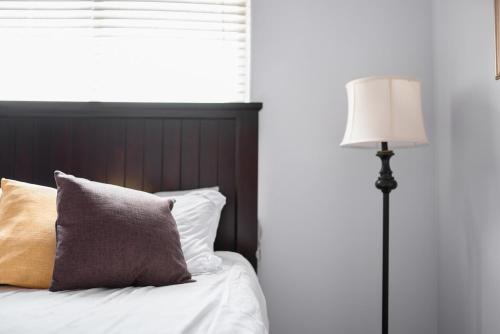 Modern Three Bedrooms Entire House Nike