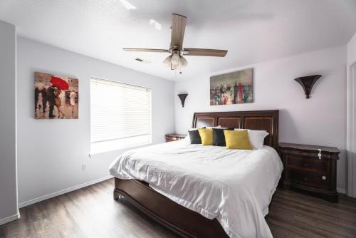 Modern Three Bedrooms Entire House Nike