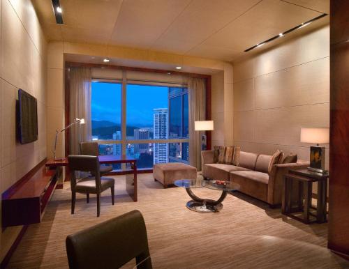 room detail thumbnail 1