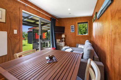 Exterior view, Onaero s Quaint Little Cottages in Urenui