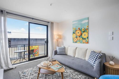 Newtown Tranquility Spacious 2-Bedroom Apartment