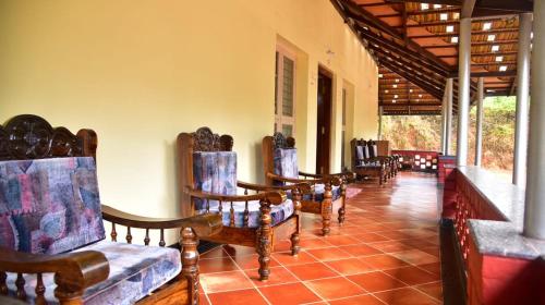 Alora Homestay in Balehalla