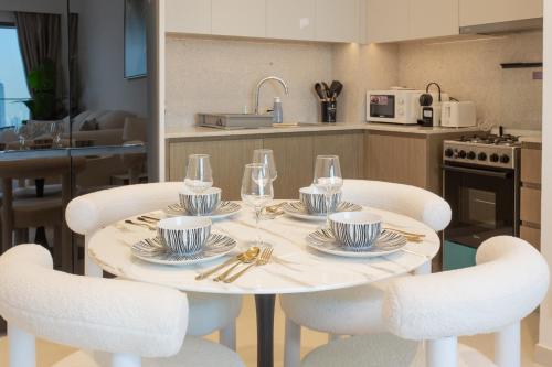Prime Downtown Location 2BR Apt Burj Royale, Дубай (фото 4)