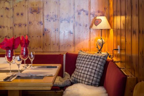 Eiger Guesthouse - image 9