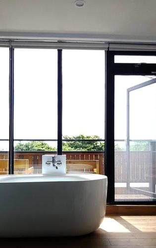 ザ レッド ホテル3