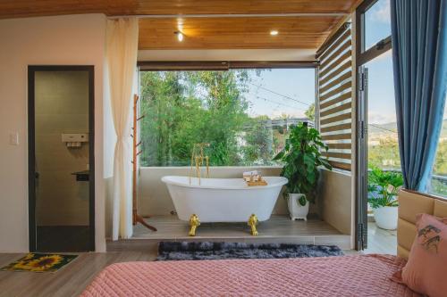 Khu Nghi Duong View Trieu May in Me Linh