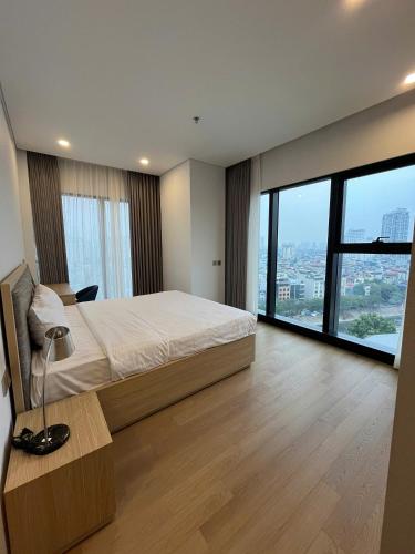 Lancaster Apartment