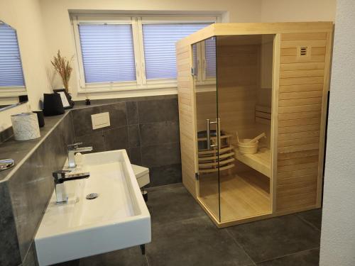 Dusche, Ferienhaus Müllers Nest (Ferienhaus Mullers Nest) in Schönau (Pfalz)