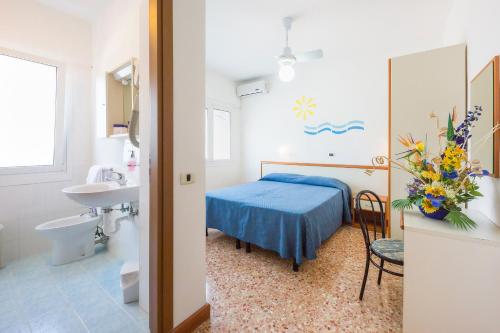 Hotel Maxim - image 8