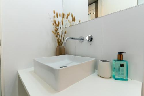 Apartment image 10