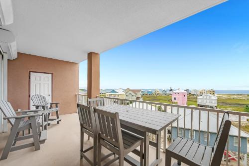 401 Dunes at the end of Fort Morgan Road in ฟอร์ต มอร์แกน