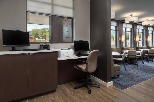Residence Inn Long Island Garden City - image 8
