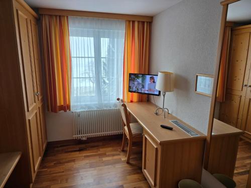 Haus Engel Gams – Gams, CA