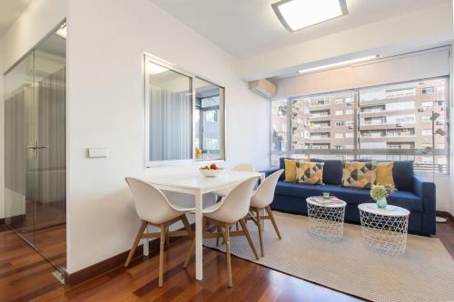 Madrid Total Access Apt 4 person, Madrid